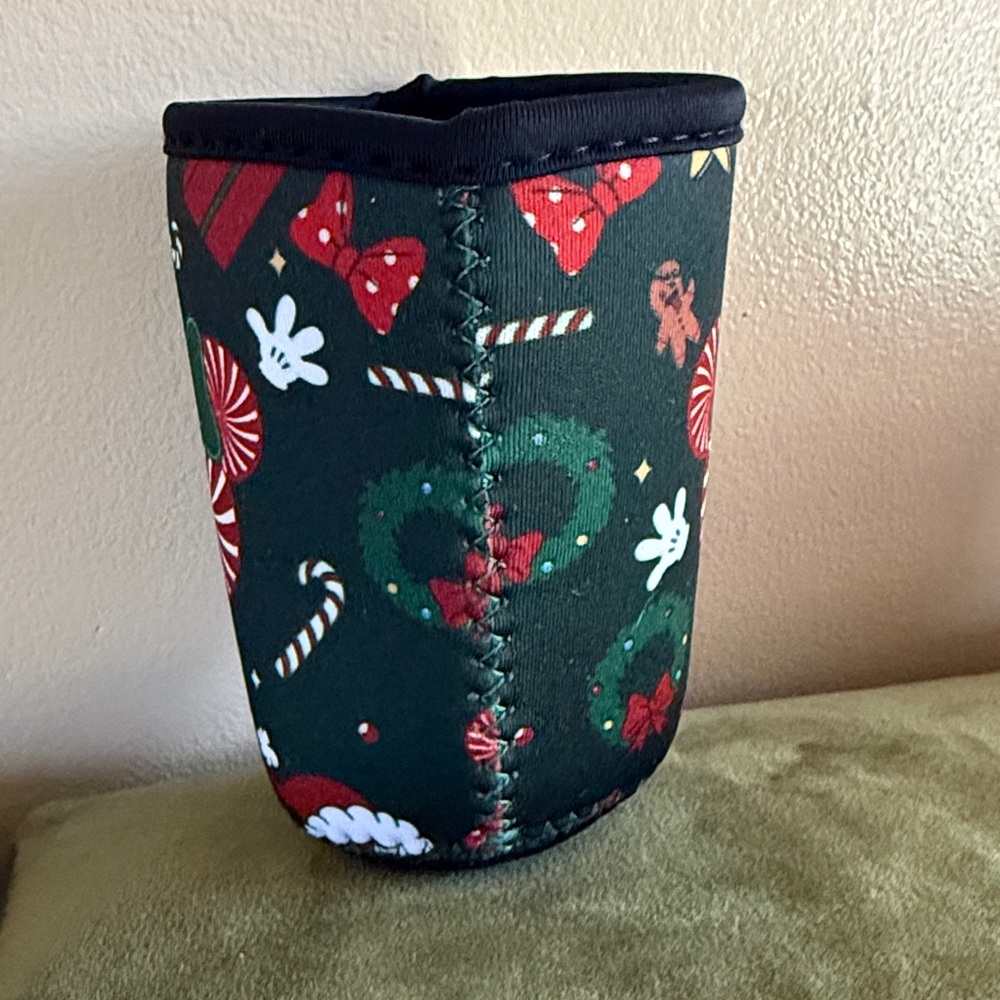 Minnie Mouse Holiday Neoprene Cup Sleeve - Picture 4 of 8